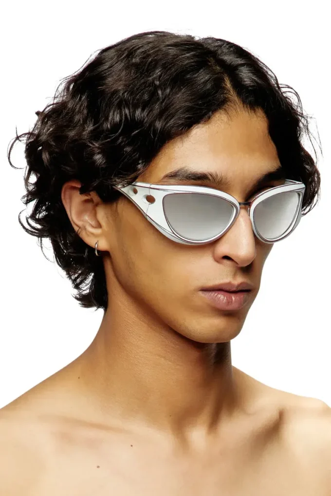 0dl3007u Sonnenbrille im Cat-Eye-Stil 0dl3007u Sonnenbrille im Cat-Eye-Stil