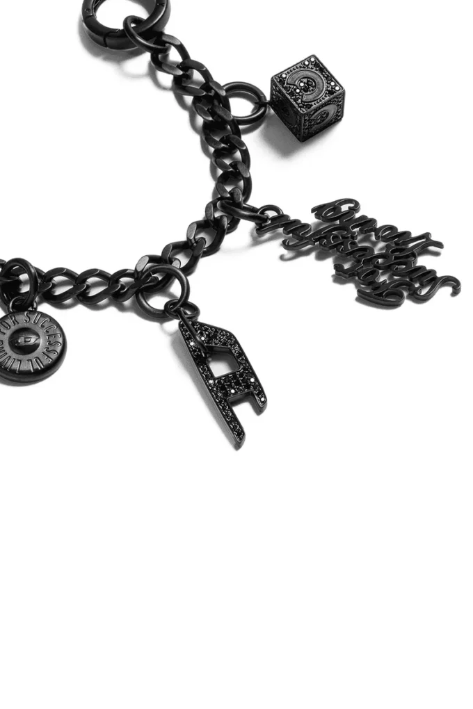 60374 Casetify Charms-Kette Nächstgelegenes Geschäft finden 60374 Casetify Charms-Kette Nächstgelegenes Geschäft finden