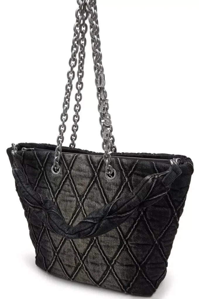 charm-d shopper m Charm-D-Tote-Tasche aus gestepptem Denim