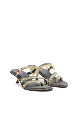 d-havanna kittie D-Havanna Kittie-Mules aus ausgefranstem Denim mit Kristallen