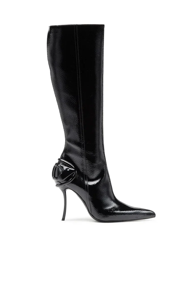d-ten&half hb D-Ten&Half-Glossy kniehohe Stiefel mit geschwungenem Absatz d-ten&half hb D-Ten&Half-Glossy kniehohe Stiefel mit geschwungenem Absatz