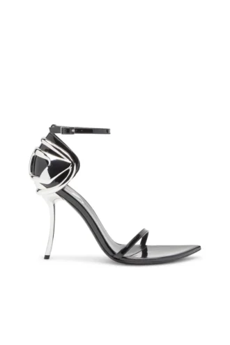 d-ten&half Sandale D-Ten&Half-Stiletto-Sandalen aus Lackleder und Satin