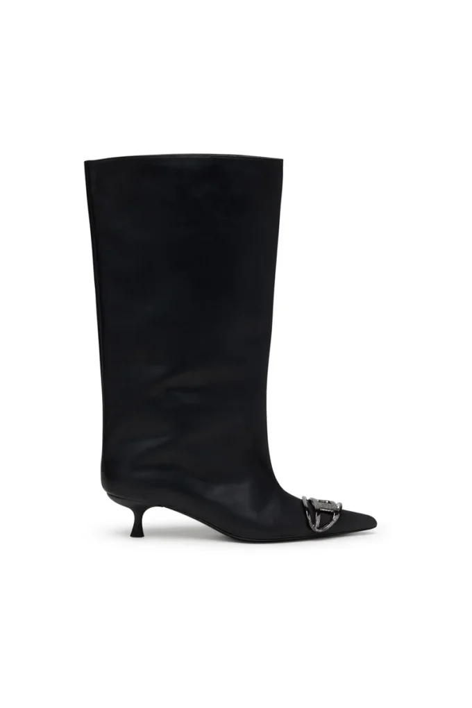 d-venus 40 kb tube D-Venus-Kniehohe Stiefel aus geöltem Leder d-venus 40 kb tube D-Venus-Kniehohe Stiefel aus geöltem Leder