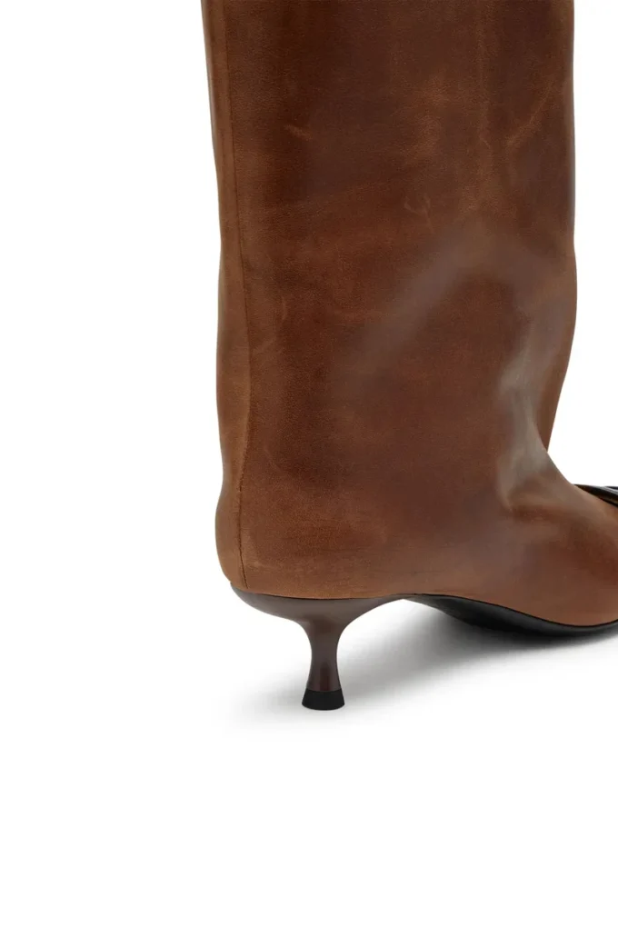d-venus 40 kb tube D-Venus-Kniehohe Stiefel aus geöltem Leder