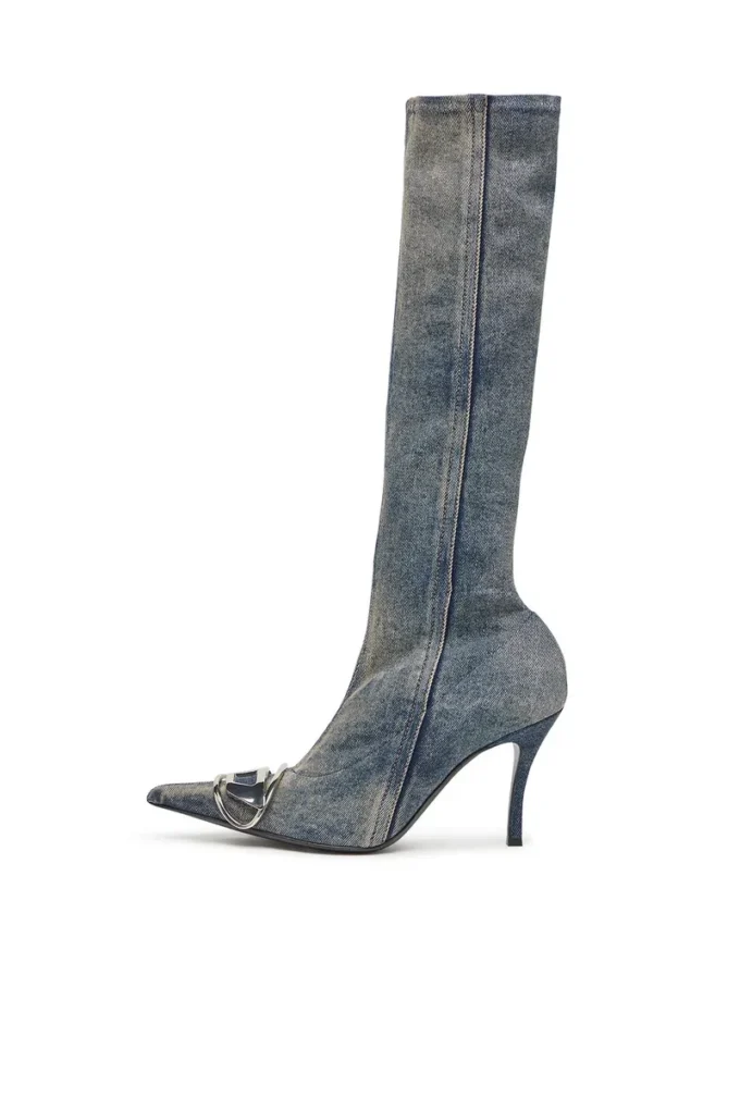 d-venus kb d D-Venus – Denim-Stiefel mit Logo-Plakette d-venus kb d D-Venus – Denim-Stiefel mit Logo-Plakette
