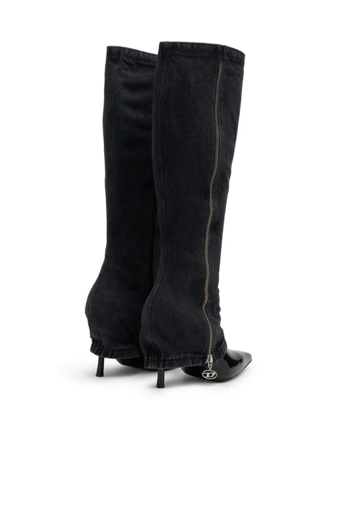 d-venus Twisted Boot D-Venus-Stiletto-Kniehohe Stiefel mit Jeans-Trompe-l’oeil-Effekt