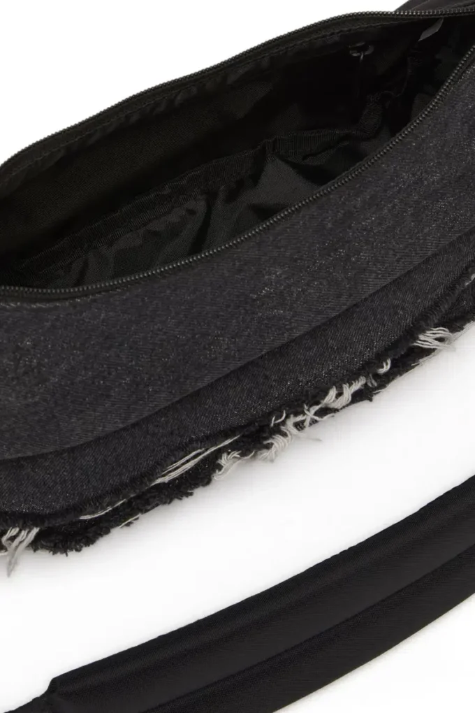 Diesel Schultertasche Schultertasche aus Destroyed-Denim und CORDURA®