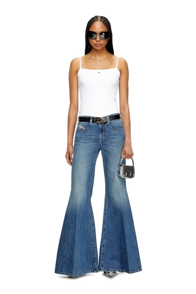 Flare-Jeans 1970 d-bleess 09m56 Nächstgelegenes Geschäft finden