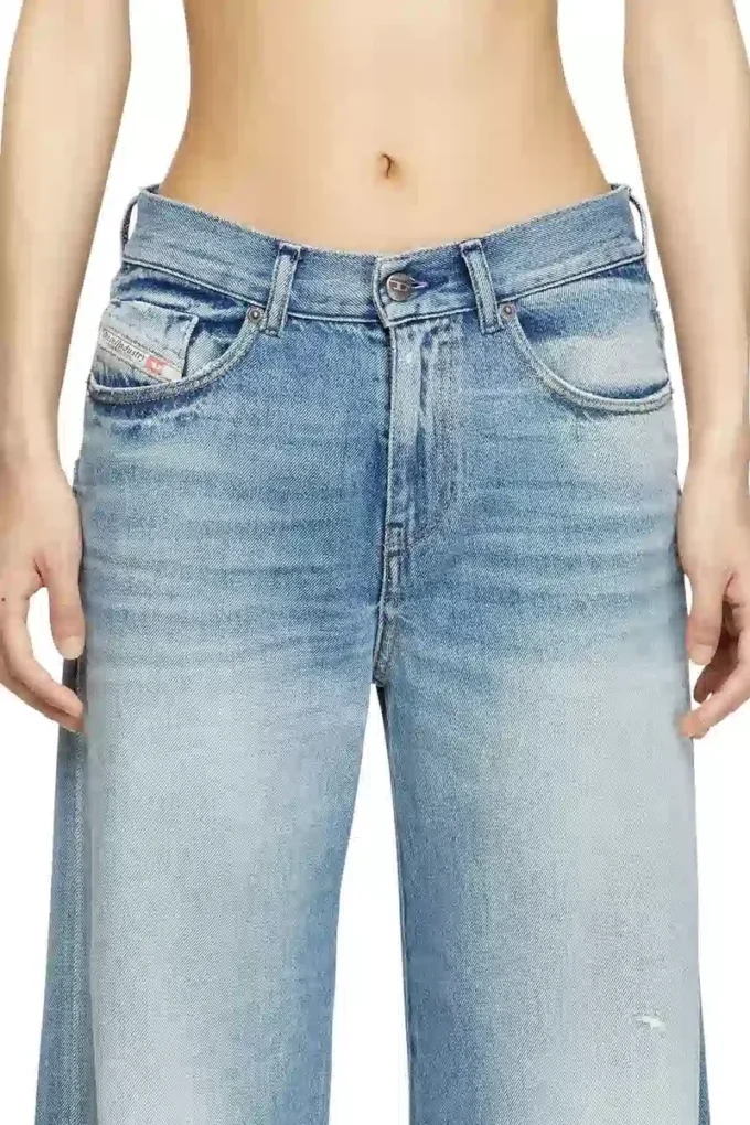 Flare-Jeans 1978 D-Akemi 09m07 Nächstgelegenes Geschäft finden Flare-Jeans 1978 D-Akemi 09m07 Nächstgelegenes Geschäft finden