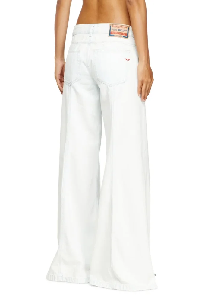Flare-Jeans D-Akii 09m08 Nächstgelegenes Geschäft finden Flare-Jeans D-Akii 09m08 Nächstgelegenes Geschäft finden