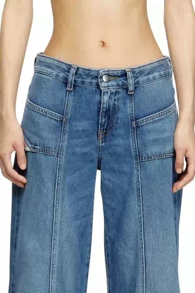 Flare-Jeans D-Akii 09m56 Nächstgelegenes Geschäft finden