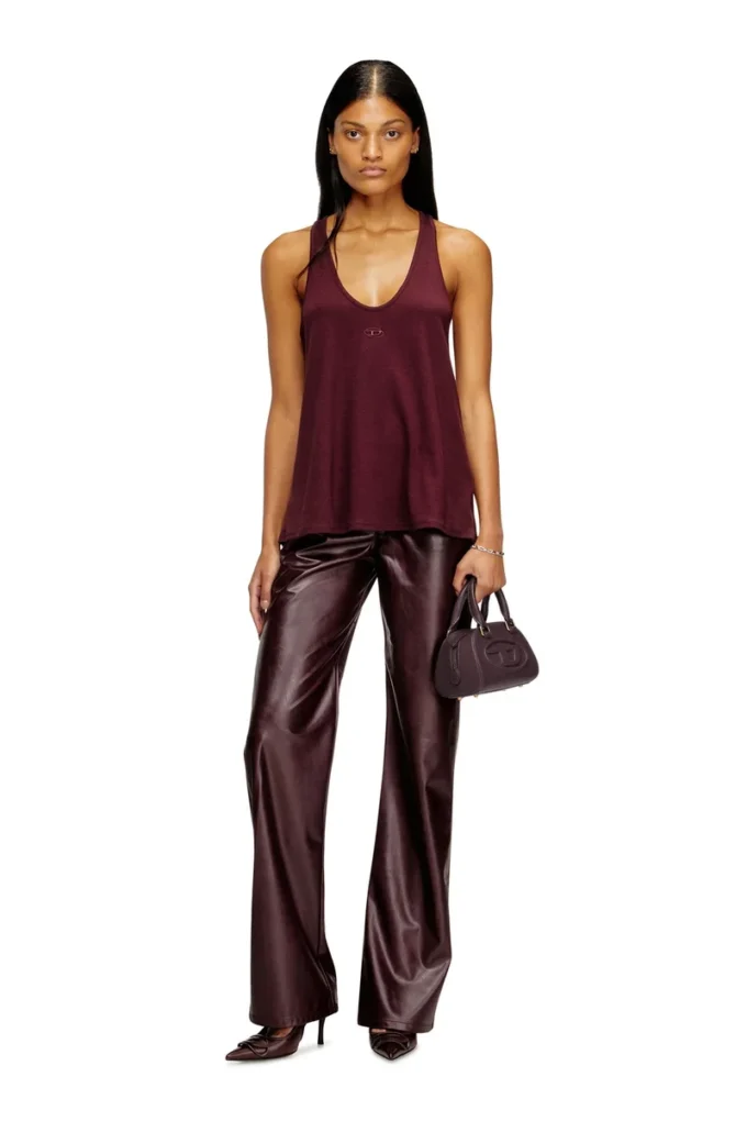 fr-t-ipsya Burgunderrotes Tanktop mit Oval D-Detail fr-t-ipsya Burgunderrotes Tanktop mit Oval D-Detail