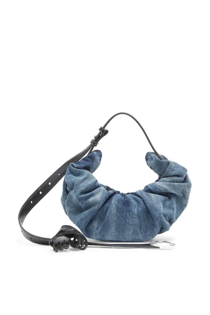 grab-d hobo s Grab-D-Small Scrunched Hobo-Tasche aus behandeltem Denim