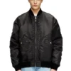 j-held Bomberjacke aus wattiertem Nylon mit ovalem D