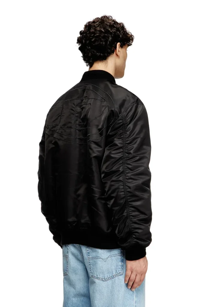 j-held Bomberjacke aus wattiertem Nylon mit ovalem D