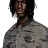 j-kepes-dlbz Gesteppte Bomberjacke aus bedrucktem Satin
