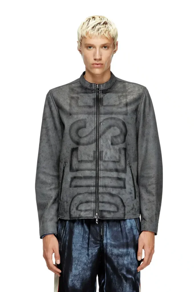 l-evert-a Bikerjacke aus behandeltem Leder mit verblasstem Logo