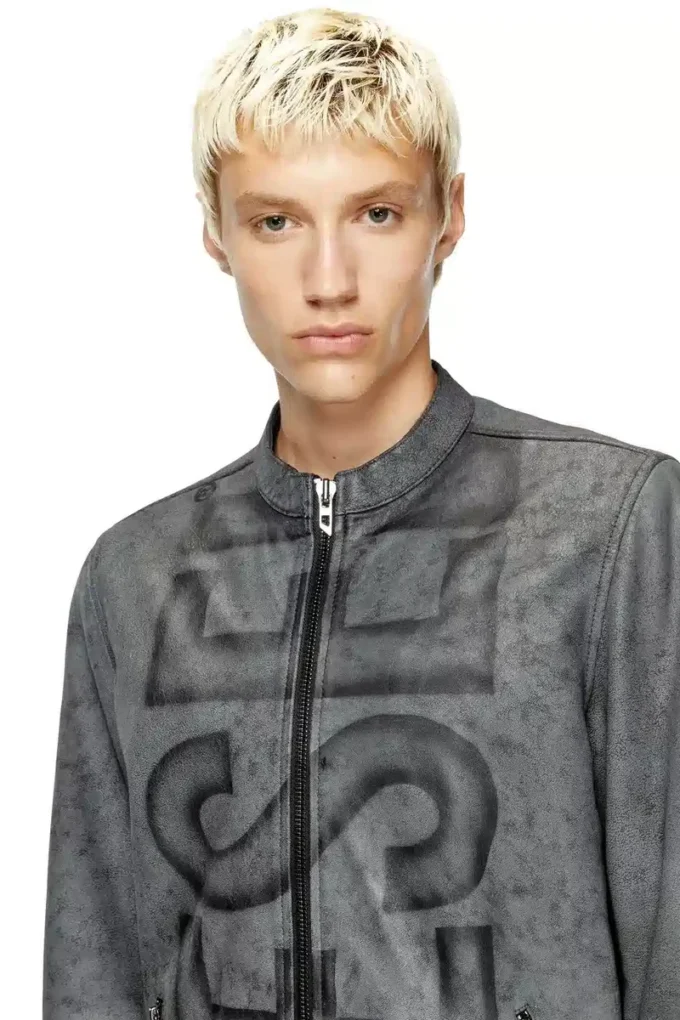 l-evert-a Bikerjacke aus behandeltem Leder mit verblasstem Logo