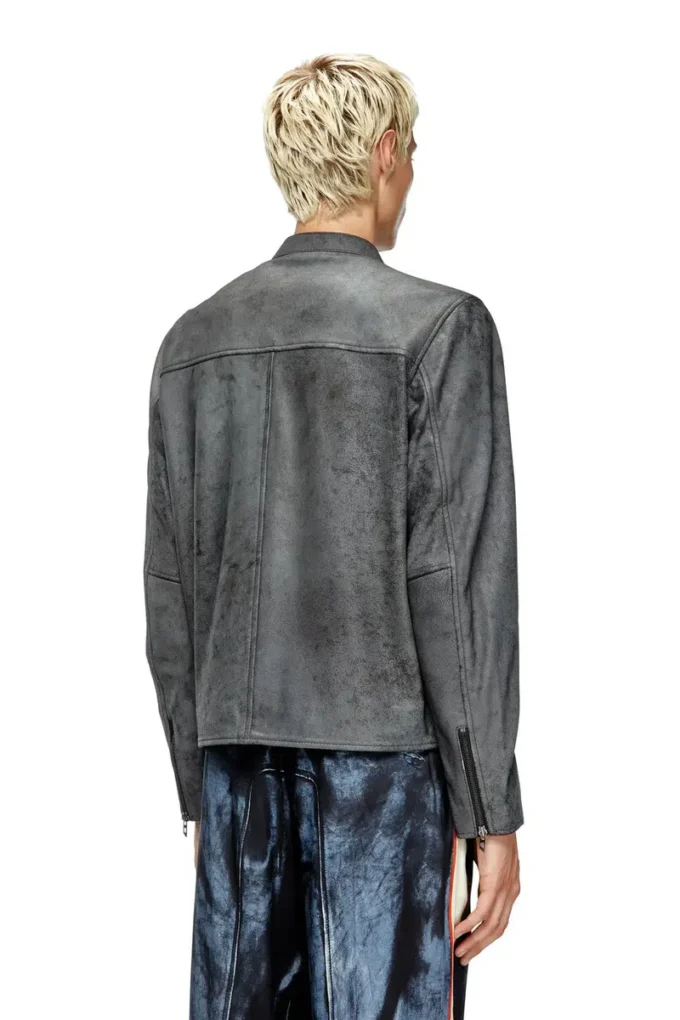 l-evert-a Bikerjacke aus behandeltem Leder mit verblasstem Logo