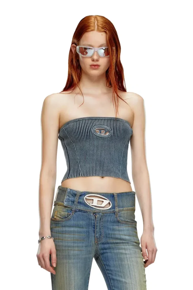 m-clarksvillex-c Tube-Top aus Rippstrick mit ovalem D m-clarksvillex-c Tube-Top aus Rippstrick mit ovalem D