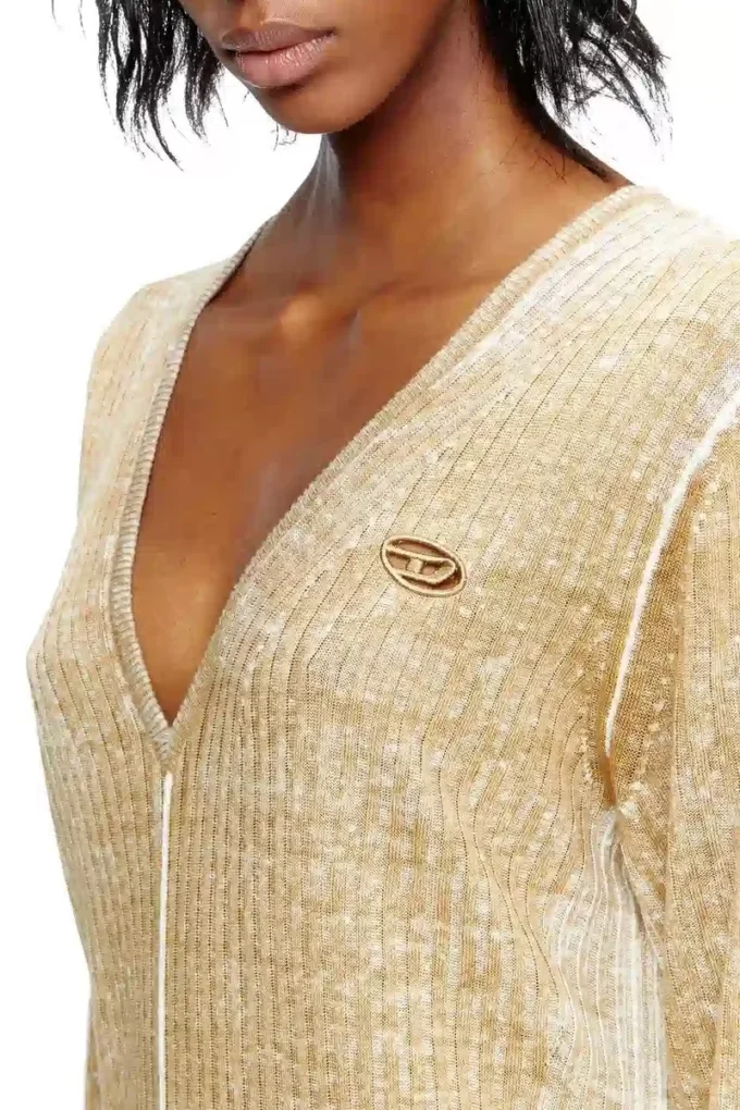 m-egaknot Strickkleid mit Bindegürtel an der Hüfte