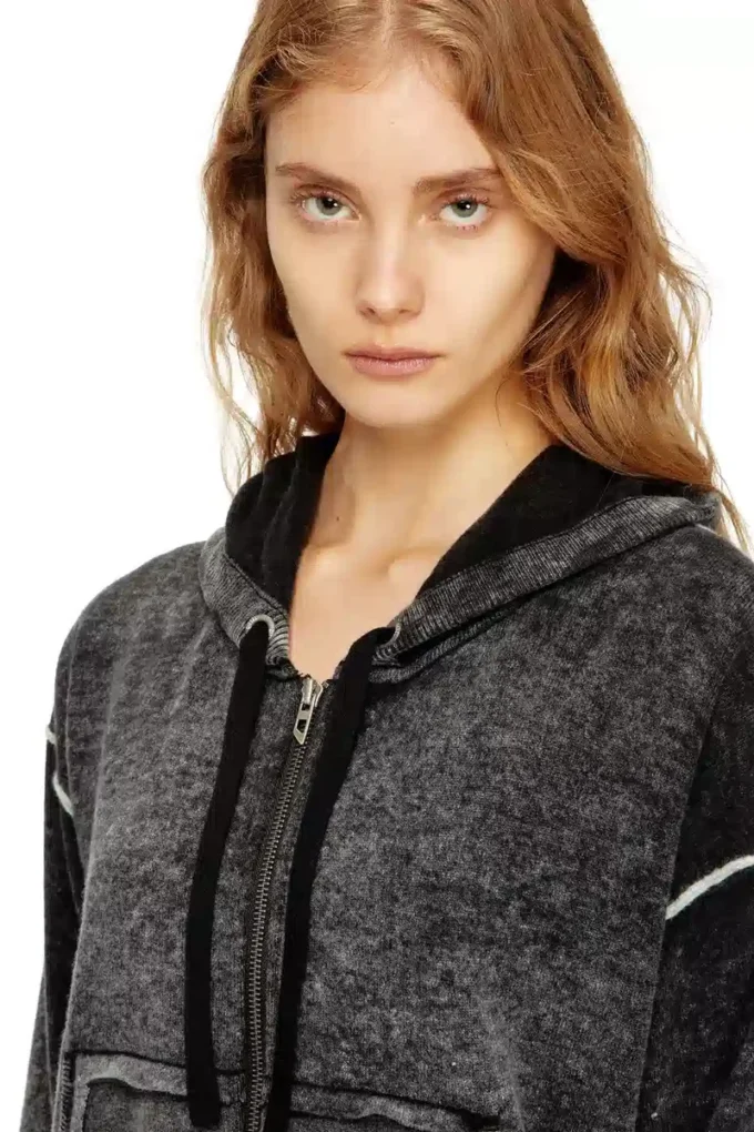 m-hermine Strickjacke mit Kapuze und Reverse-Print aus Wolle