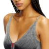 m-melly Strick-Tanktop mit Denim-Cargotaschen m-melly Strick-Tanktop mit Denim-Cargotaschen