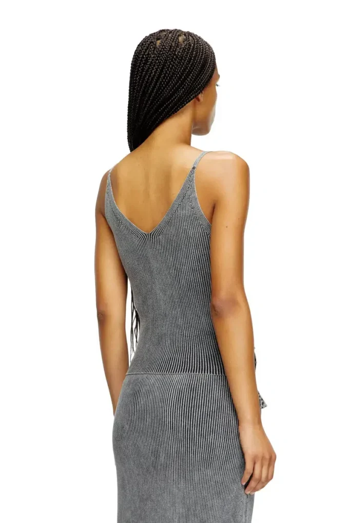 m-melly Strick-Tanktop mit Denim-Cargotaschen m-melly Strick-Tanktop mit Denim-Cargotaschen