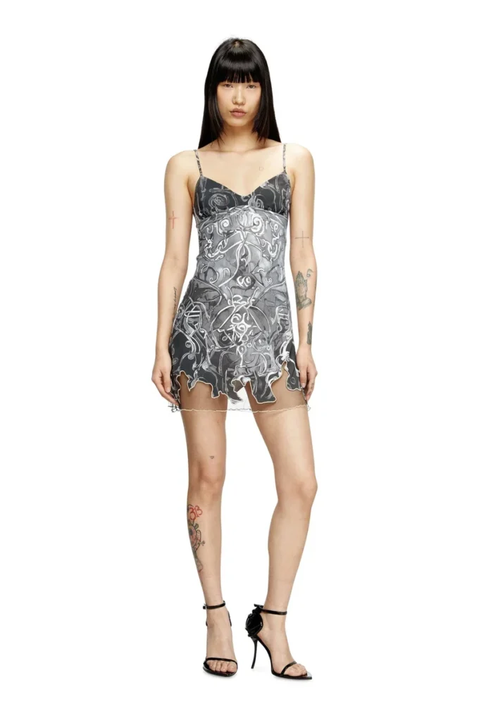 Mini-Kleid aus Nylon mit Heraldic-Print und d-Inlay