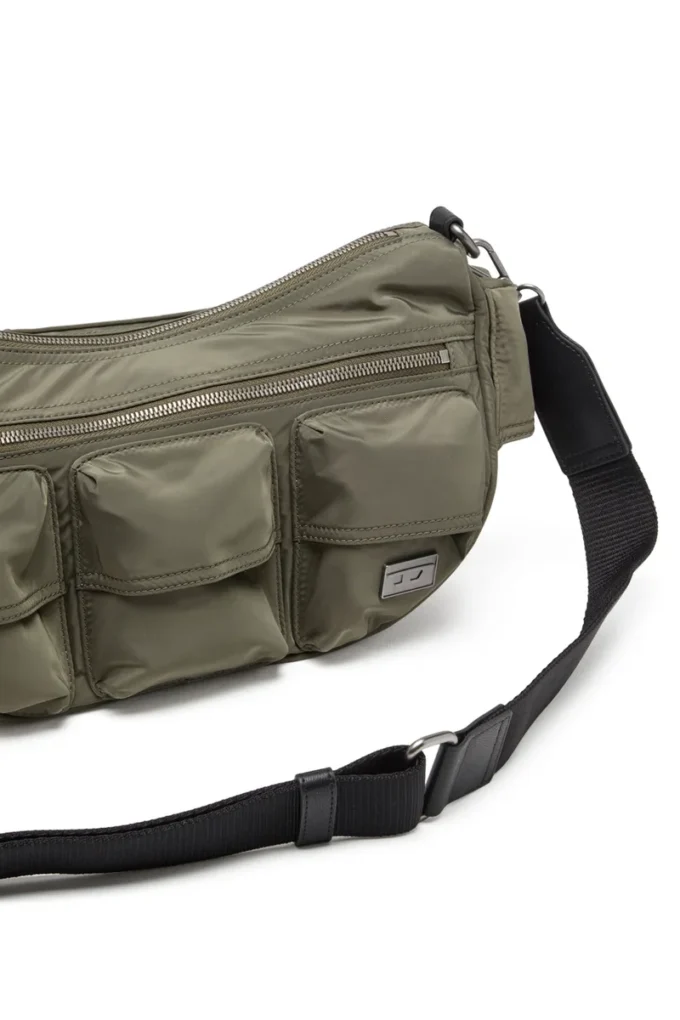 Multi-Pkts-Umhängetasche x Multi-Pkts-Multipocket-Tasche in praktischer Ausführung Multi-Pkts-Umhängetasche x Multi-Pkts-Multipocket-Tasche in praktischer Ausführung