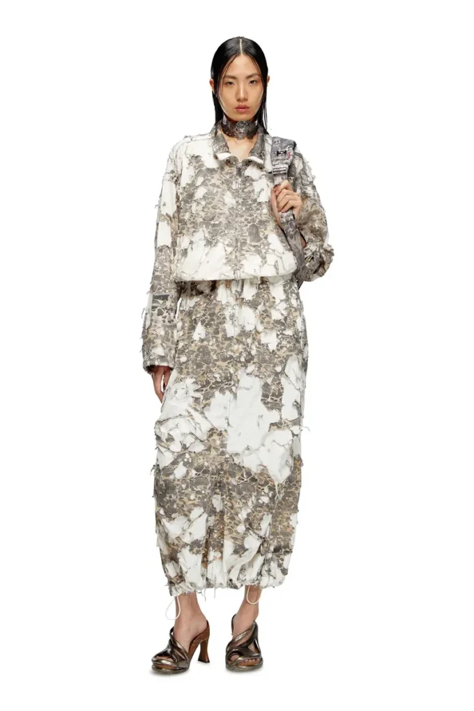 o-hockys Langer Rock mit Destroyed-Camo-Layer