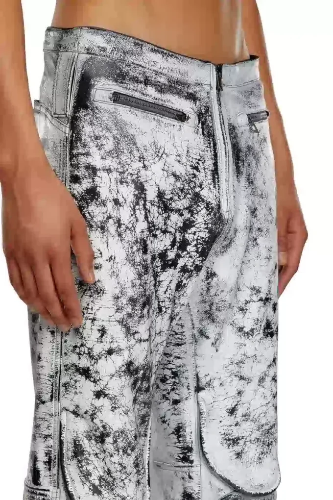 p-gen Behandelte Lederhose