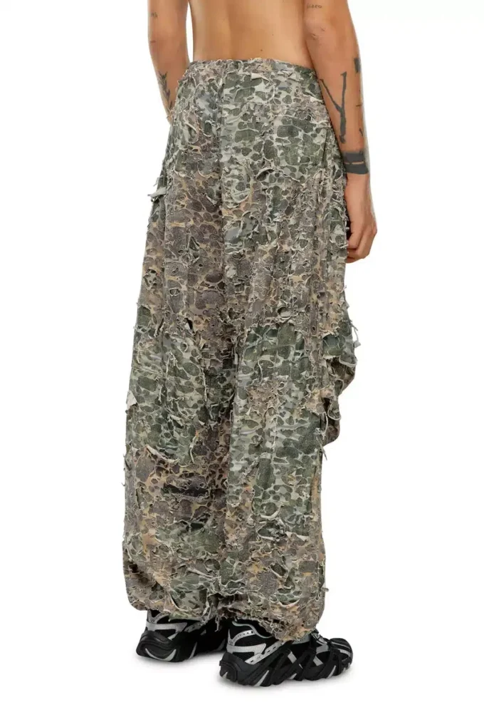 p-hokney Camo-Hose mit Destroyed-Effekt