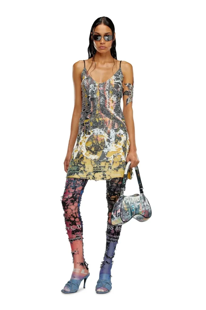 p-koll-dev Destroyed-Strumpfhose mit Kino-Prints p-koll-dev Destroyed-Strumpfhose mit Kino-Prints