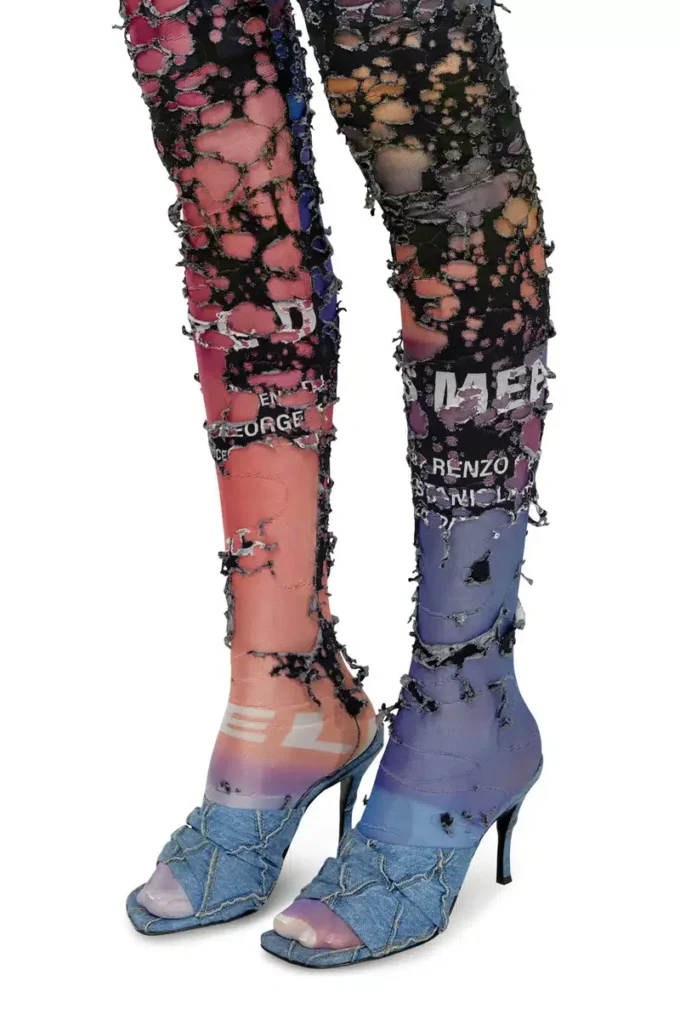 p-koll-dev Destroyed-Strumpfhose mit Kino-Prints p-koll-dev Destroyed-Strumpfhose mit Kino-Prints
