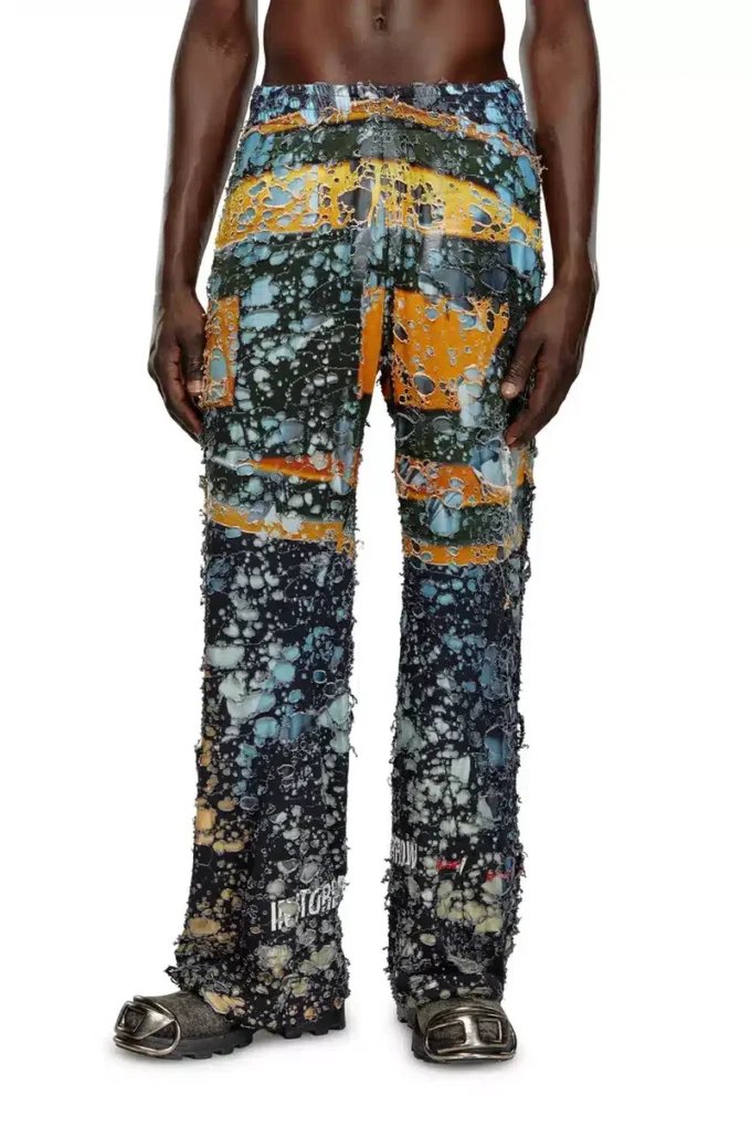 p-leopes-peel Destroyed-Hose mit Kino-Prints