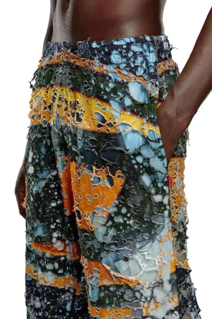 p-leopes-peel Destroyed-Hose mit Kino-Prints