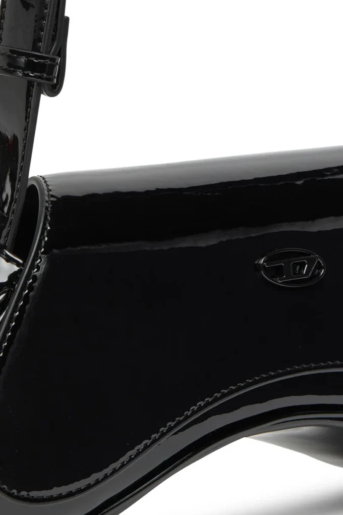 Play Crossbody Play-Crossbody-Tasche aus glänzendem PU