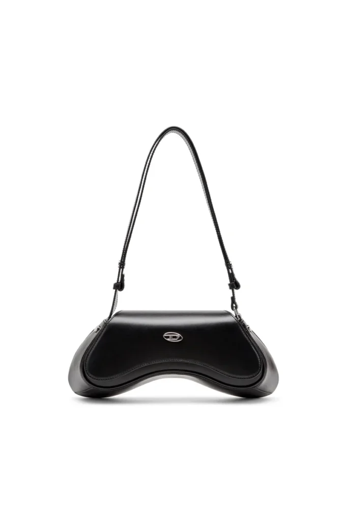 play crossbody Play-Crossbody-Tasche aus seidenmattem Leder play crossbody Play-Crossbody-Tasche aus seidenmattem Leder