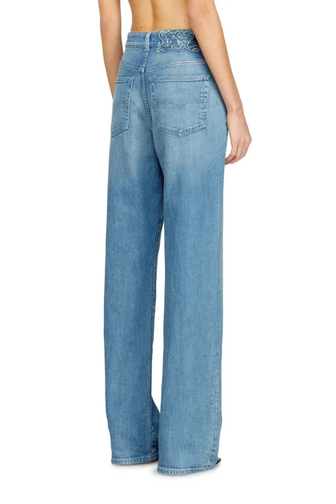 Regular Jeans 1971 d-sent 09q18 Nächstgelegenes Geschäft finden