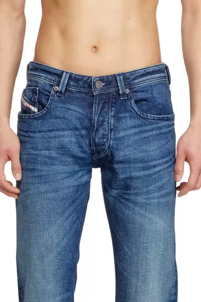 Regular Jeans 1985 Larkee 09l51 Nächstgelegenes Geschäft finden