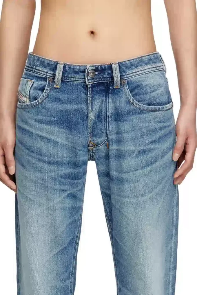 Regular Jeans 1985 Larkee 09m12 Nächstgelegenes Geschäft finden