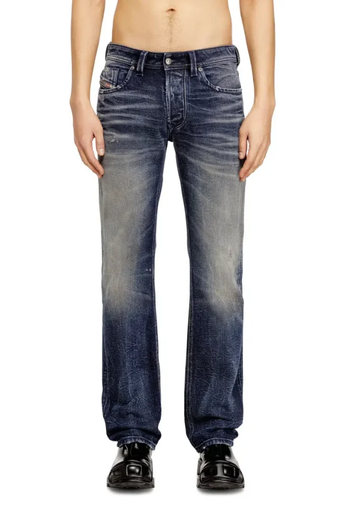 Regular-Jeans 1985 Larkee 09n57 Nächstgelegenes Geschäft finden
