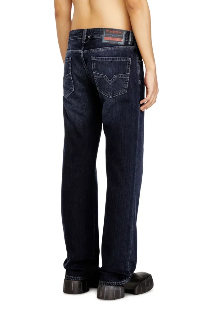 Regular Jeans 1985 Larkee 09q19 Nächstgelegenes Geschäft finden