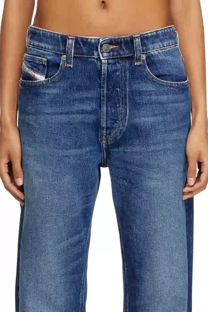 Regular Jeans 1988 d-ark 09l21 Nächstgelegenes Geschäft finden