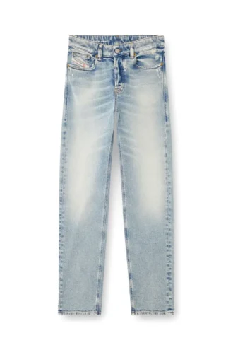 Regular Jeans 1988 D-Ark 09M21 Nächstgelegenes Geschäft finden