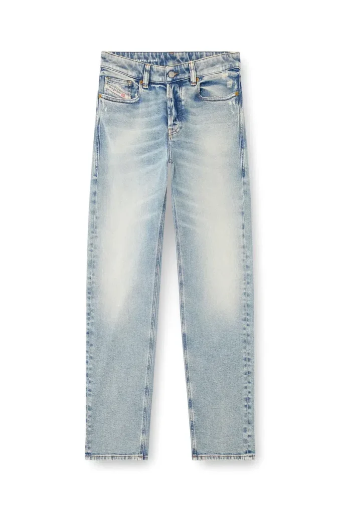 Regular Jeans 1988 D-Ark 09M21 Nächstgelegenes Geschäft finden