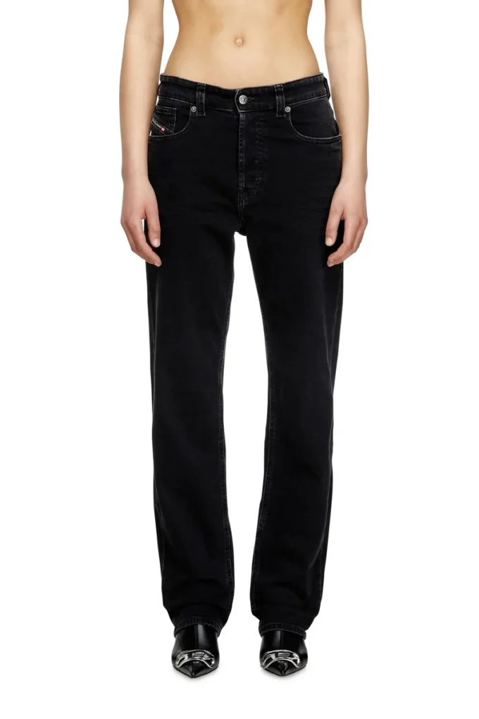 Regular Jeans 1988 D-Ark 09M69 Nächstgelegenes Geschäft finden