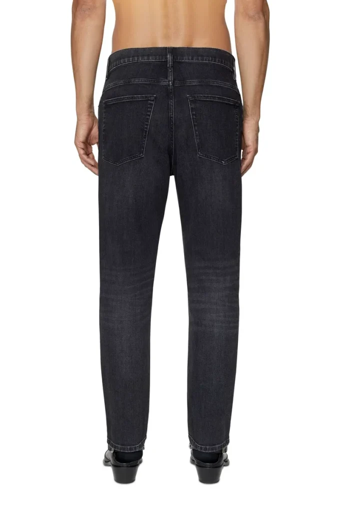 Regular Jeans 2005 d-fining 09b83 Nächstgelegenes Geschäft finden Regular Jeans 2005 d-fining 09b83 Nächstgelegenes Geschäft finden