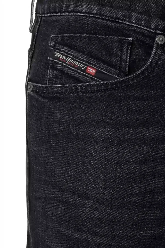 Regular Jeans 2005 d-fining 09b83 Nächstgelegenes Geschäft finden Regular Jeans 2005 d-fining 09b83 Nächstgelegenes Geschäft finden